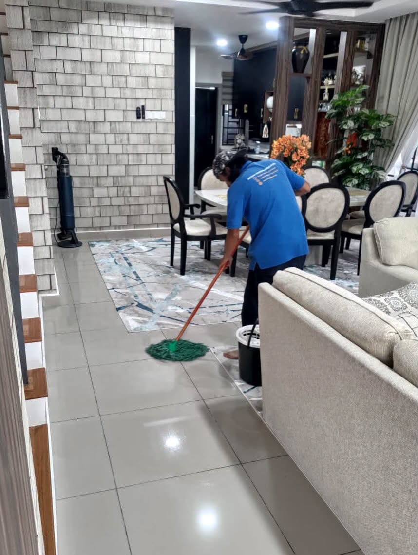 Perkhidmatan pencucian rumah dan homestay oleh Megah Warisan Resources